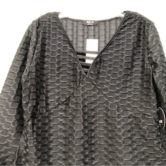 JOLIE & JOY DOBYSUIT PLUS SIZE 1X BLACK LONG SLEEVES STRAPPY ACCENT V-NECK - Picture 5 of 6